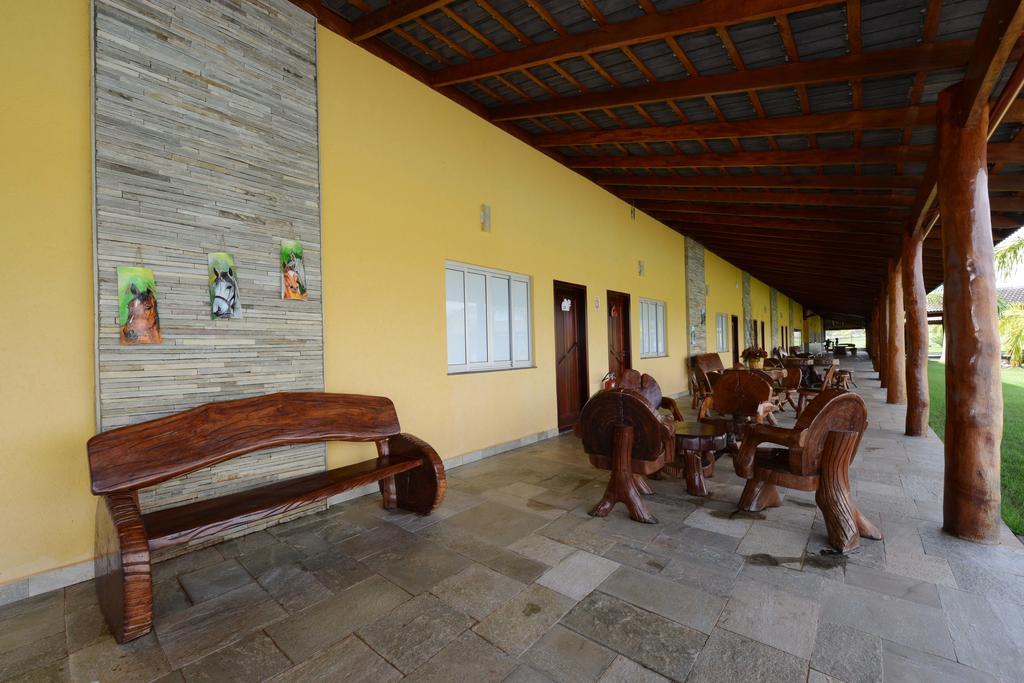 Pousada Haras Santa Rita Poconé Buitenkant foto